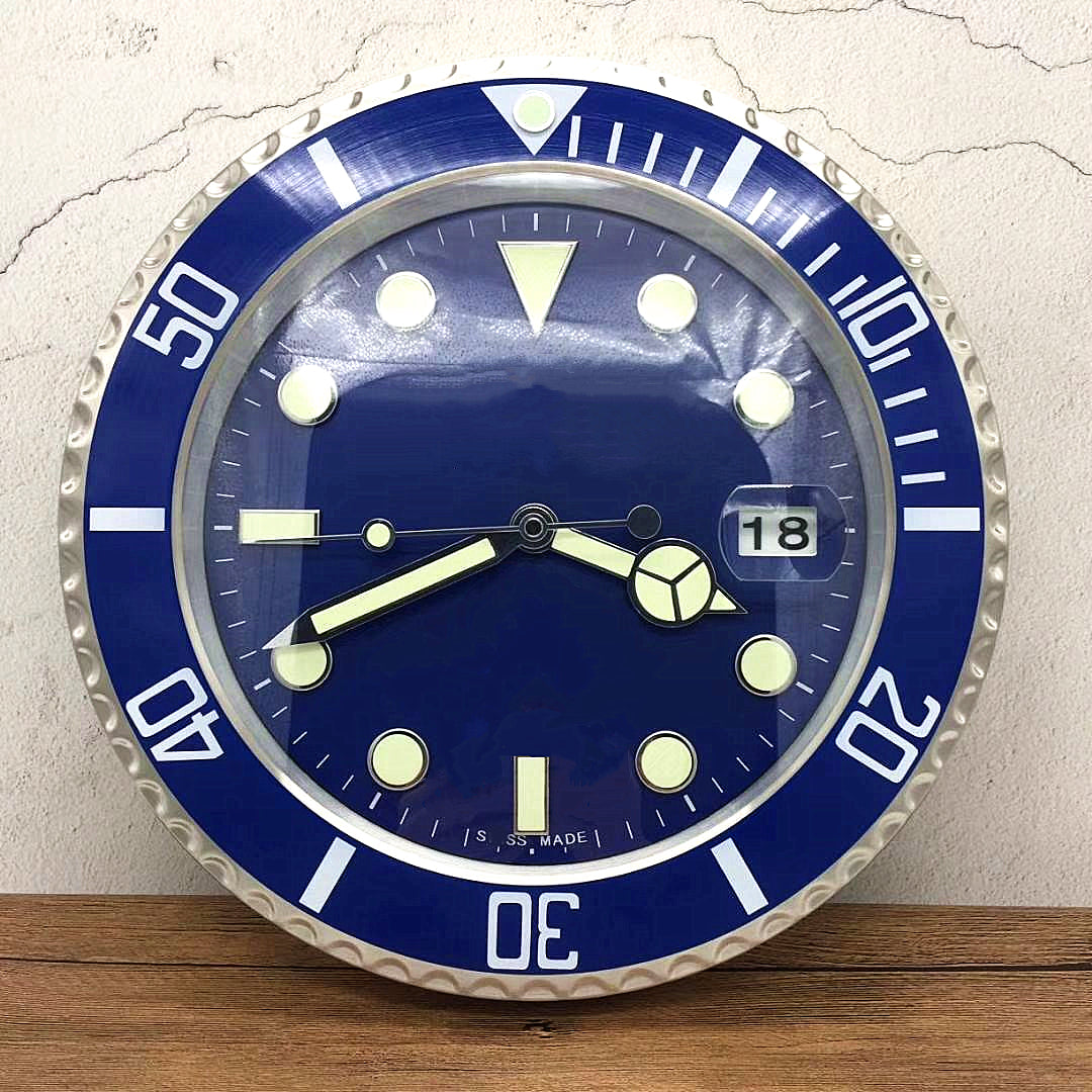 Round Wall Clock